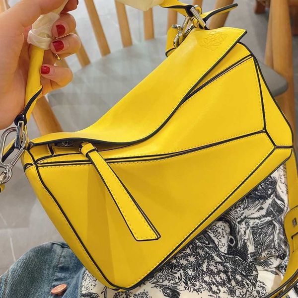 designer bag loevves woman bags woven colors leather shoulder fashion lightweight handbags brown brand shopping vacation m5t5
designer bag loevves woman bags woven colors leather shoulder fashion lightweight handbags brown brand shopping vacation m5t5