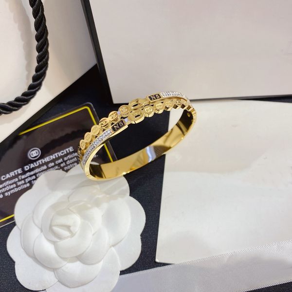 designer branded bangle new pattern bracelet charm love high jewelry letter bracelet goddess celebrity colorless fashion trend ancient, Black
designer branded bangle new pattern bracelet charm love high jewelry letter bracelet goddess celebrity colorless fashion trend ancient, Black