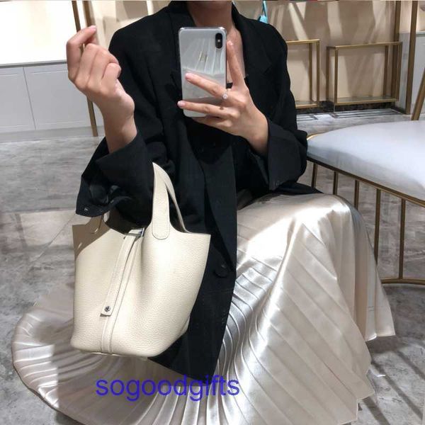 women's designer bags genuine leather picotin lock herme handbags tote bag 2022 color matching basket bag cowhide bucket lychee pattern
women's designer bags genuine leather picotin lock herme handbags tote bag 2022 color matching basket bag cowhide bucket lychee pattern