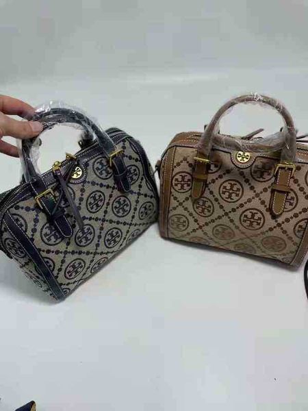 bags luxury torysburchs designer handbag bag boston women's pillow barrel shoulder messenger
bags luxury torysburchs designer handbag bag boston women's pillow barrel shoulder messenger