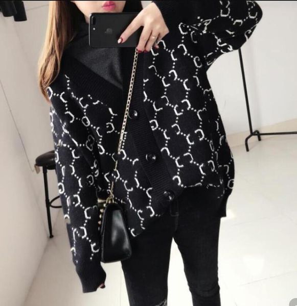 women sweater luxury designer brand knitted v neck contrast color buttons letter dress coat apple crop top, White;black
women sweater luxury designer brand knitted v neck contrast color buttons letter dress coat apple crop top, White;black