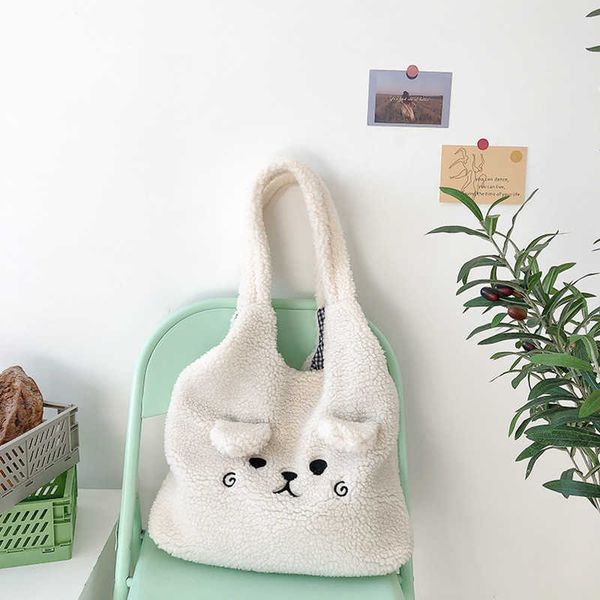 hbp flower cloth language autumn and winter new imitation lamb wool large capacity plush embroidery shopping bag versatile casual shoulder
hbp flower cloth language autumn and winter new imitation lamb wool large capacity plush embroidery shopping bag versatile casual shoulder