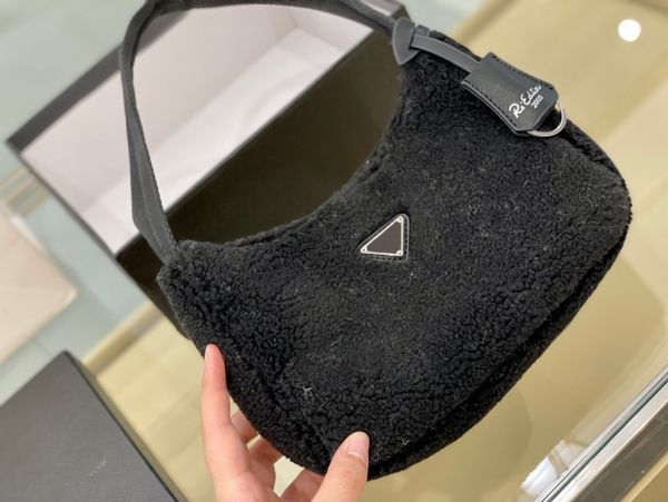fashion bags simple tote designer handbag woman luxury leather solid color clutch ladies
fashion bags simple tote designer handbag woman luxury leather solid color clutch ladies