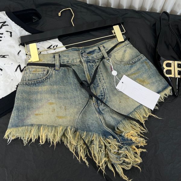 women's shorts designer y version mm6 belt ultra short jeans rough edges high-end quality women's wear high version nanyou goods u, White;black
women's shorts designer y version mm6 belt ultra short jeans rough edges high-end quality women's wear high version nanyou goods u, White;black
