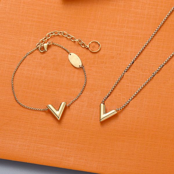 luxury jewelry designers necklace gold chains initials pendant necklaces and bracelet set stainless steel party for women letter pendants fa, Silver
luxury jewelry designers necklace gold chains initials pendant necklaces and bracelet set stainless steel party for women letter pendants fa, Silver