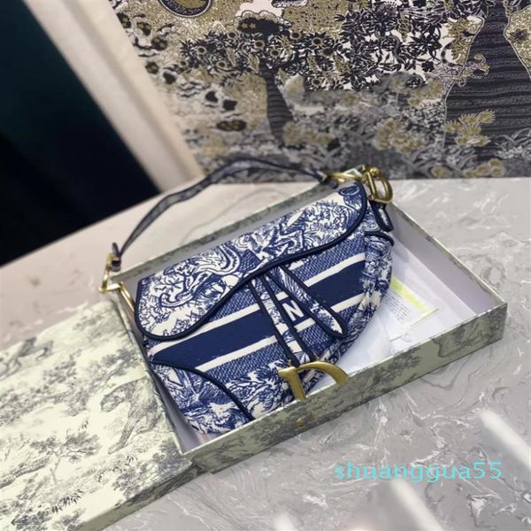 new designer bag ladies luxury red leather saddle pochette handbag ladies crossbody embroidery one-shoulder dinner bag264j
new designer bag ladies luxury red leather saddle pochette handbag ladies crossbody embroidery one-shoulder dinner bag264j