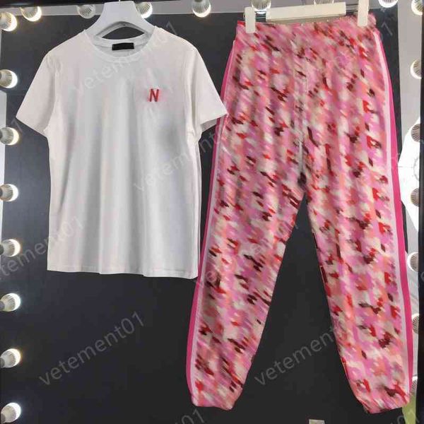 womens two piece pants logo print on the chest short-sleeved t-shirt with pink striped trousers 2 piece sets luxury designer tracksuits wome, White
womens two piece pants logo print on the chest short-sleeved t-shirt with pink striped trousers 2 piece sets luxury designer tracksuits wome, White