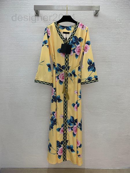 casual dresses designer women's new ribbon edge stitching rose print v-neck wide sleeve large swing dress with spare buckle for belt bn, Black;gray
casual dresses designer women's new ribbon edge stitching rose print v-neck wide sleeve large swing dress with spare buckle for belt bn, Black;gray
