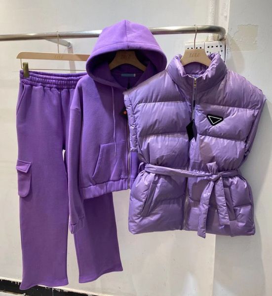 22fw womens tracksuits designer winter suit fashion vest cardigan sweater jacket pants three piece suit sports warm casual suits, Gray
22fw womens tracksuits designer winter suit fashion vest cardigan sweater jacket pants three piece suit sports warm casual suits, Gray