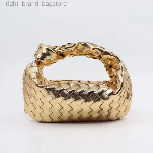 classic famous brand designer style women handbag fashion woven lady's bag cowhide leather hobos w220810
classic famous brand designer style women handbag fashion woven lady's bag cowhide leather hobos w220810