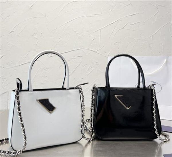 designer totes bags handbags shoulder crossbody hobo pra bag women luxurys triangle sign genuine leather chain tote lady purses portable mes
designer totes bags handbags shoulder crossbody hobo pra bag women luxurys triangle sign genuine leather chain tote lady purses portable mes