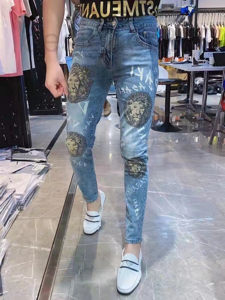 men's jeans designer korean fashion print slim fit brand spirit guy personality lion versatile leggings zw66, Blue
men's jeans designer korean fashion print slim fit brand spirit guy personality lion versatile leggings zw66, Blue
