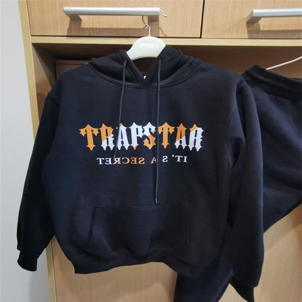 22ss spring new trapstar hoodie black cotton chenille tracksuit london street jacket s-xl220j
22ss spring new trapstar hoodie black cotton chenille tracksuit london street jacket s-xl220j