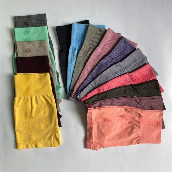 15 colors fitness gym yoga shorts high waist workout shorts seamless scrunch butt sport shorts biker women running short pants 220811, White;black
15 colors fitness gym yoga shorts high waist workout shorts seamless scrunch butt sport shorts biker women running short pants 220811, White;black
