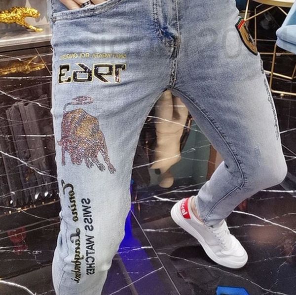 men's jeans designer spring and autumn new fashion brand jeans men's taurus diamond embroidery slim fit men g9fg, Blue
men's jeans designer spring and autumn new fashion brand jeans men's taurus diamond embroidery slim fit men g9fg, Blue