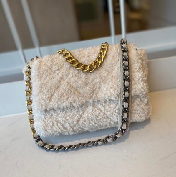 too good winter in addition to back can also be bag warm baby fashion bags the furry texture awesome put it downb joker classic style
too good winter in addition to back can also be bag warm baby fashion bags the furry texture awesome put it downb joker classic style