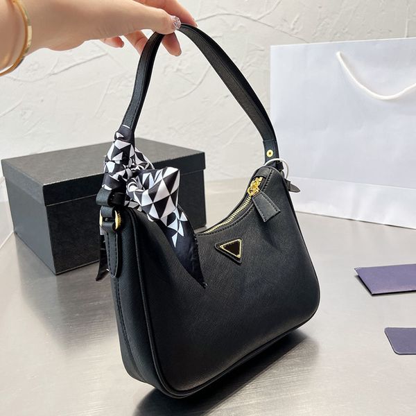hobo underarm shoulder bags women handbag purse lady genuine leather waterproof plain fashion letters removable straps
hobo underarm shoulder bags women handbag purse lady genuine leather waterproof plain fashion letters removable straps