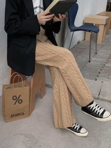 autumn winter high waist wool straight pants retro knitted wide leg womens floor sweatpants women casual clothes, Black;white
autumn winter high waist wool straight pants retro knitted wide leg womens floor sweatpants women casual clothes, Black;white