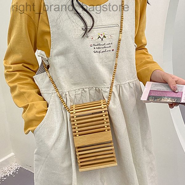 fashion 2022 summer for women beach bags handmade bracelet bamboo weaving hollow literary flip phone female bag w220810
fashion 2022 summer for women beach bags handmade bracelet bamboo weaving hollow literary flip phone female bag w220810