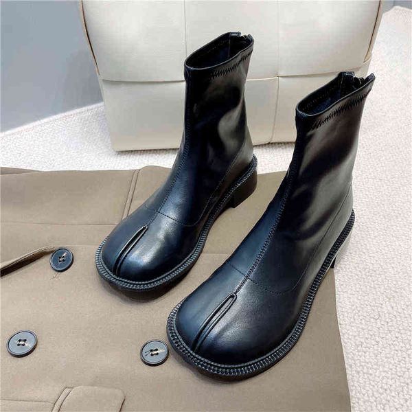 hbp boots korean dongda ins fashion elastic short women's net red split toe soft leather back zipper thick heel thin 220811, Black
hbp boots korean dongda ins fashion elastic short women's net red split toe soft leather back zipper thick heel thin 220811, Black
