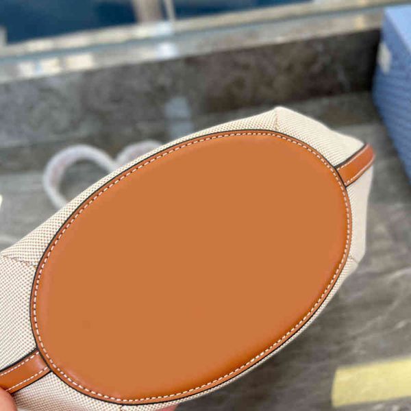 designer luxury women bag torys handbag tb fashion inclined shoulder bags versatile purses tories burchs totes large capacity saddle wallet
designer luxury women bag torys handbag tb fashion inclined shoulder bags versatile purses tories burchs totes large capacity saddle wallet