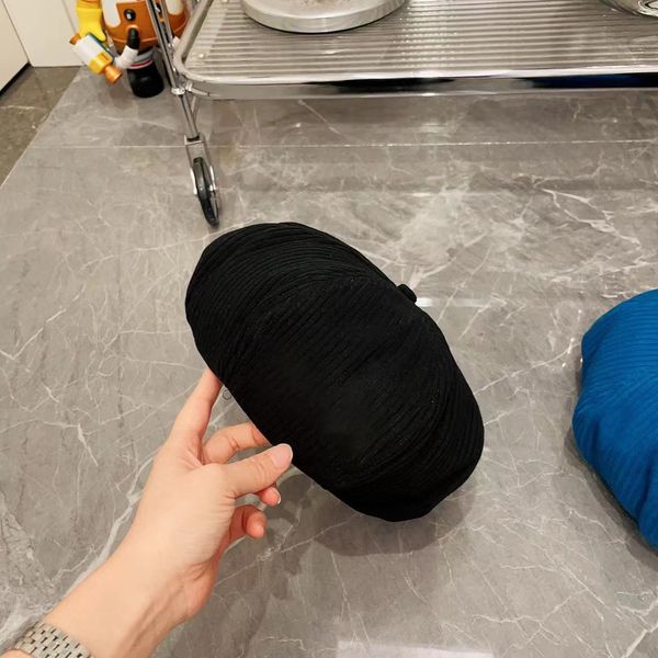spring sweety designer beret womens letter luxury flat hat autumn cap lady outdoor travel thick warm vacation bonnet 5 colors caps, Blue;gray
spring sweety designer beret womens letter luxury flat hat autumn cap lady outdoor travel thick warm vacation bonnet 5 colors caps, Blue;gray