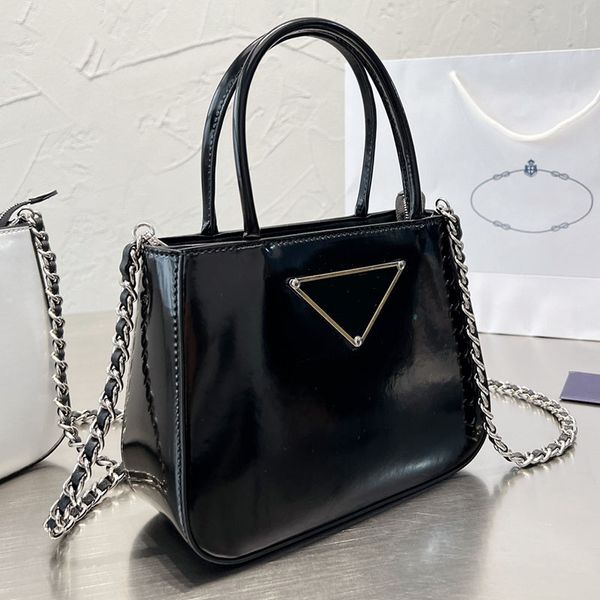 totes handbag purse shopping bags women crossbody shoulder bag glossy designer handbags pouch fashion letters removable straps
totes handbag purse shopping bags women crossbody shoulder bag glossy designer handbags pouch fashion letters removable straps
