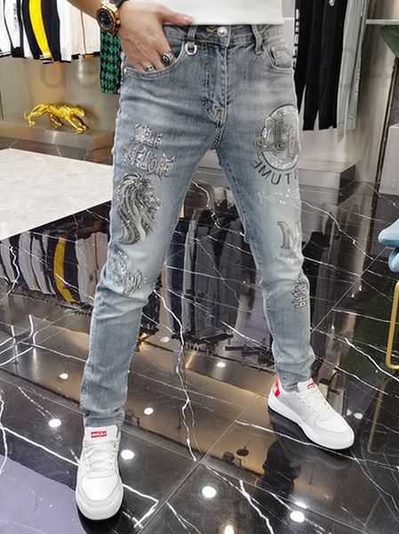 men's jeans designer spring and summer 2022 jeans men's heavy industry diamond printing fashion brand handsome casual slim legging, Blue
men's jeans designer spring and summer 2022 jeans men's heavy industry diamond printing fashion brand handsome casual slim legging, Blue