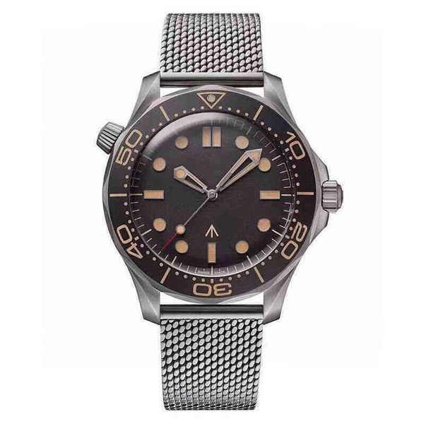 luxury automatic mechanical eta2813 movement stainless steel canvas no time to die men watch skyfall james 007, Slivery;brown
luxury automatic mechanical eta2813 movement stainless steel canvas no time to die men watch skyfall james 007, Slivery;brown
