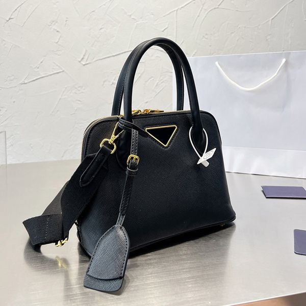 women tote genuine leather shoulder bag famous flap crossbody bags luxury designer woman fashion evening camera cases cards handbag
women tote genuine leather shoulder bag famous flap crossbody bags luxury designer woman fashion evening camera cases cards handbag