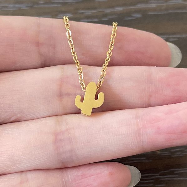 wholesale stainless steel rose gold cactus necklaces plant pendant necklace for women girls child birthday gifts fashion jewelry collar, Silver
wholesale stainless steel rose gold cactus necklaces plant pendant necklace for women girls child birthday gifts fashion jewelry collar, Silver