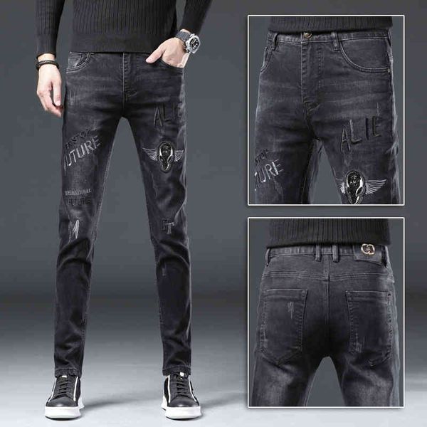 men's jeans autumn black embroidered jeans men's printed slim pants korean casual 3tpo, Blue
men's jeans autumn black embroidered jeans men's printed slim pants korean casual 3tpo, Blue