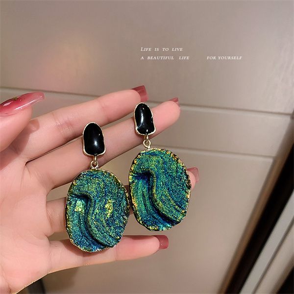 european and american retro abstract natural stone pendant dangle chandelier van gogh painting stars geometric volcanic rock earrings ab977, Silver
european and american retro abstract natural stone pendant dangle chandelier van gogh painting stars geometric volcanic rock earrings ab977, Silver