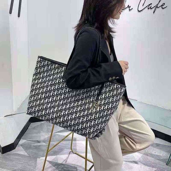 58% off online outlet shop cloth simple shoulder large capacity literature and art leisure handbag niche style support
58% off online outlet shop cloth simple shoulder large capacity literature and art leisure handbag niche style support