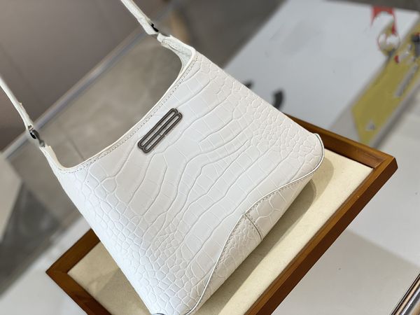 luxury designer ladies casual fashion evening bags classic multicolor letters chain shoulder balencaigaity crossbody handbags q-25
luxury designer ladies casual fashion evening bags classic multicolor letters chain shoulder balencaigaity crossbody handbags q-25