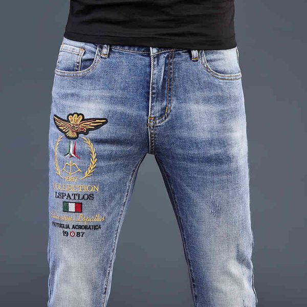men's jeans spring and summer fashion brand light blue embroidered jeans men's korean version youth high-end slim leggings xbfv
men's jeans spring and summer fashion brand light blue embroidered jeans men's korean version youth high-end slim leggings xbfv
