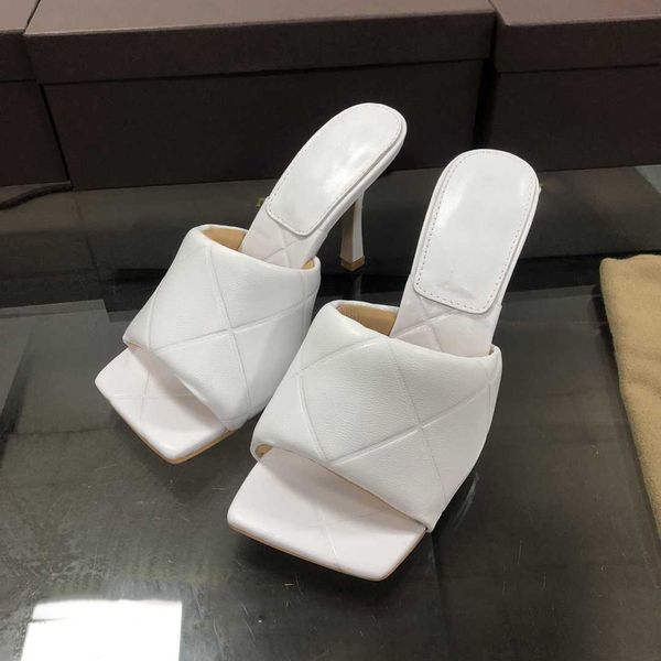 luxury heels designer bottegas sandals women fashion letter comfortable lining leather grc, Black
luxury heels designer bottegas sandals women fashion letter comfortable lining leather grc, Black