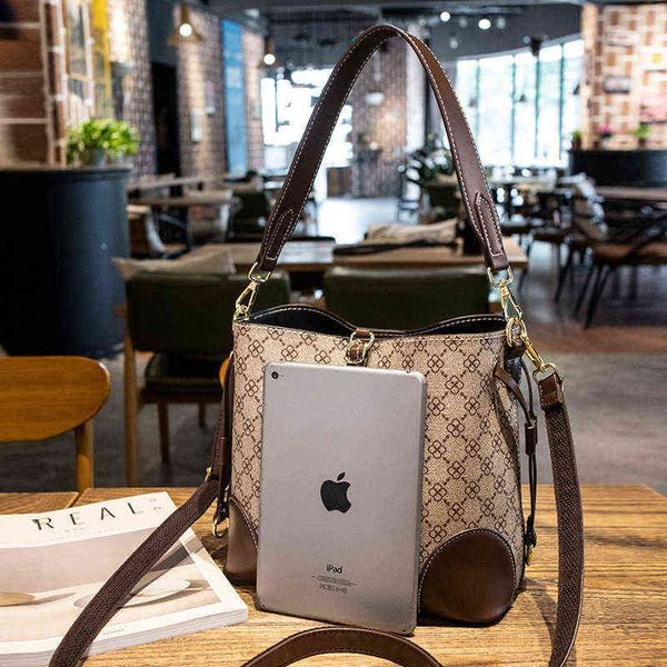 purses bag female version bucket bag printed single shoulder texture oblique cross 2022 new trend handbags
purses bag female version bucket bag printed single shoulder texture oblique cross 2022 new trend handbags