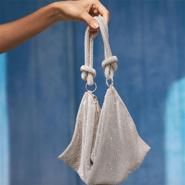 luxury diamonds women shoulder bag designer shiny evening clutch bag crystal lady handbag party small tote purse 220818
luxury diamonds women shoulder bag designer shiny evening clutch bag crystal lady handbag party small tote purse 220818