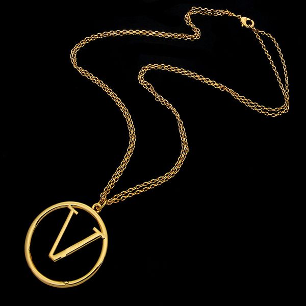 

High Quality Brass Luxury Brand Hollow Pendant Necklaces Gold Plated Simple Love Copper Ring Hollow V Letter Necklace Women Designer Jewelry gbl
