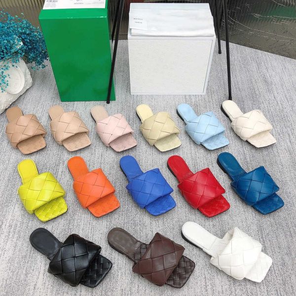 2021 spring and summer square toe slippers ladies plaid hand-woven all-match flat sandals 14colors, Black
2021 spring and summer square toe slippers ladies plaid hand-woven all-match flat sandals 14colors, Black