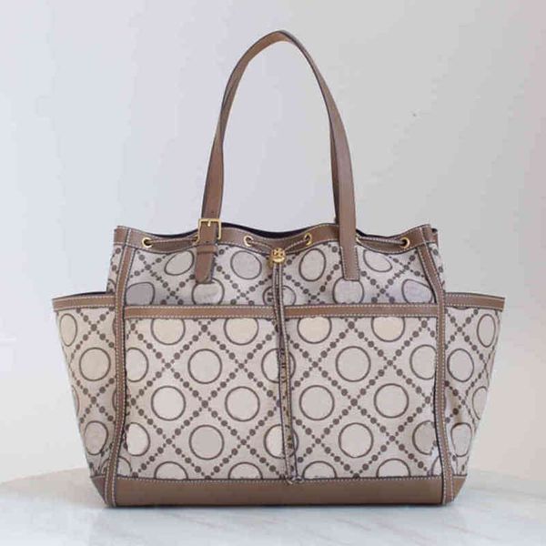 designer luxury women the tote bag fashion versatile handbags shoulder crossbody bags purse tories totes large capacity saddle wallets 7a o3
designer luxury women the tote bag fashion versatile handbags shoulder crossbody bags purse tories totes large capacity saddle wallets 7a o3