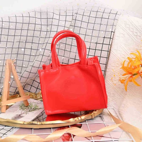 tote designer telfare handbag women letter print luxury shoulder bags leather crossbody female shopping bucket lady purses zhouzhoubao123 7d
tote designer telfare handbag women letter print luxury shoulder bags leather crossbody female shopping bucket lady purses zhouzhoubao123 7d