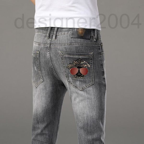 men's jeans designer spring new men's jeans cotton korean version small foot slim fit international brand medusa vlie, Blue
men's jeans designer spring new men's jeans cotton korean version small foot slim fit international brand medusa vlie, Blue
