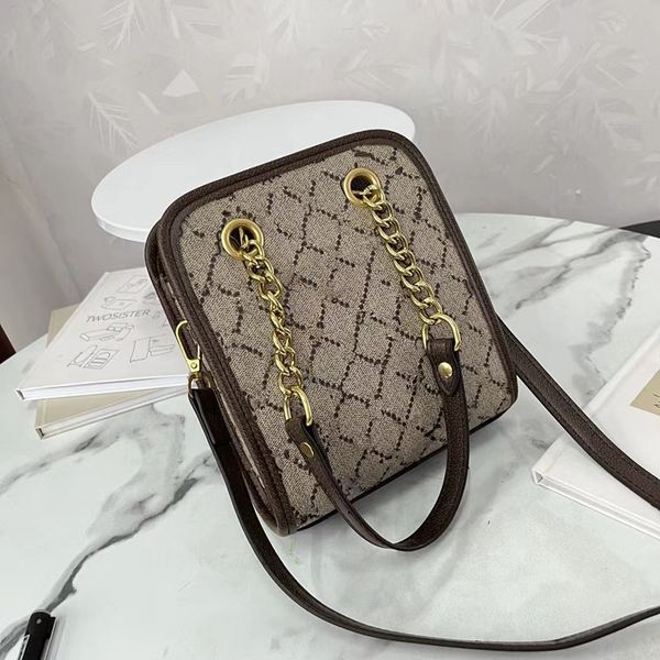 fashion chain bags women shoulder handbag desigenr crossbody bag purse lady shopping handbag pu leather canvas packs ggletter printed case f
fashion chain bags women shoulder handbag desigenr crossbody bag purse lady shopping handbag pu leather canvas packs ggletter printed case f