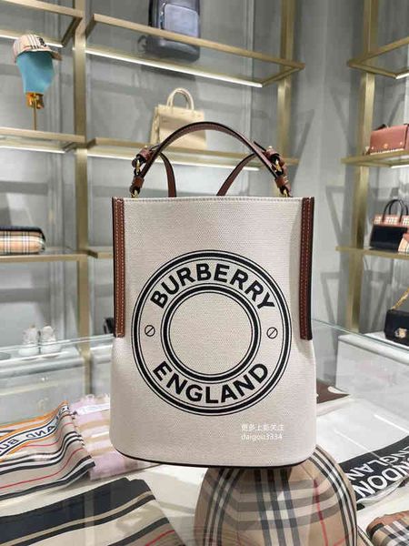 burbrerys crossbody handbags bags burbrery onthego tote luxuries designers women bag purses totes designer woman handbag shoulder wallet par
burbrerys crossbody handbags bags burbrery onthego tote luxuries designers women bag purses totes designer woman handbag shoulder wallet par