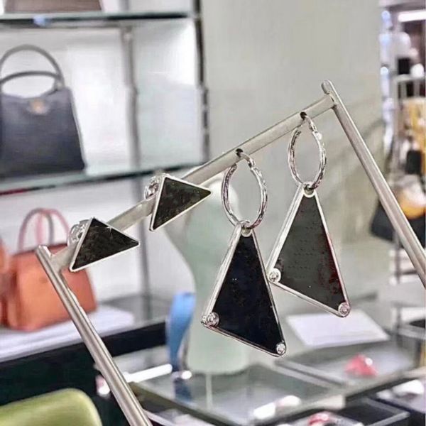 designer jewelry lady charm earring inverted triangular metal rivet earrings luxury women ear studs jewelry wedding jewellery accessories, Golden
designer jewelry lady charm earring inverted triangular metal rivet earrings luxury women ear studs jewelry wedding jewellery accessories, Golden