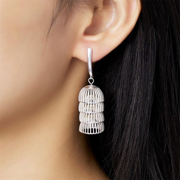 niche literature and art pearl flower earrings stud hollowed out semicircle movement bells lanterns fashion all-match jewelry gift, Golden;silver
niche literature and art pearl flower earrings stud hollowed out semicircle movement bells lanterns fashion all-match jewelry gift, Golden;silver