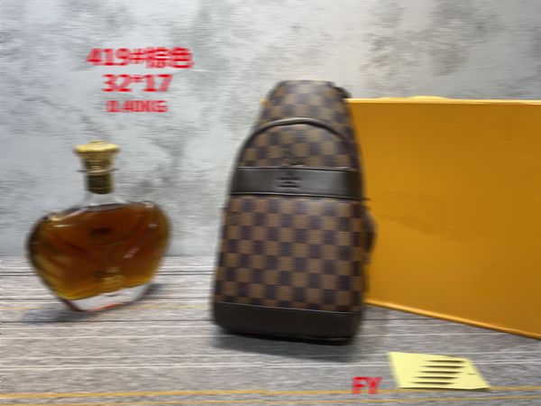 luxurys designer avenue shoulder bags 7a men double zipper crossbody bag fashion wallets genuine leather sporty travel outdoor packs chest p
luxurys designer avenue shoulder bags 7a men double zipper crossbody bag fashion wallets genuine leather sporty travel outdoor packs chest p