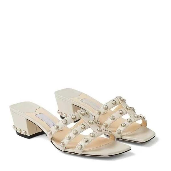 famous summer hazal nappa sandals shoes mules with pearl studs lady slip on slippers lady discount walking eu35-43, Black
famous summer hazal nappa sandals shoes mules with pearl studs lady slip on slippers lady discount walking eu35-43, Black
